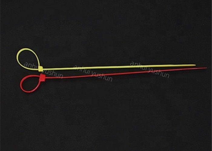 Управление проводами с высокой прочностью самозамыкающейся нейлоновой кабельной пластиковой связкой для безопасности